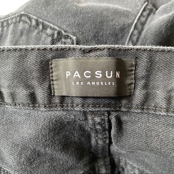 Pacsun Distressed Rose Embroidered Mom Jeans 30" - Picture 7 of 10